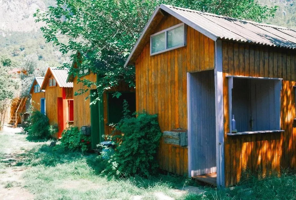 פאטהיה Kaplumbaga Bungalows אתר נופש